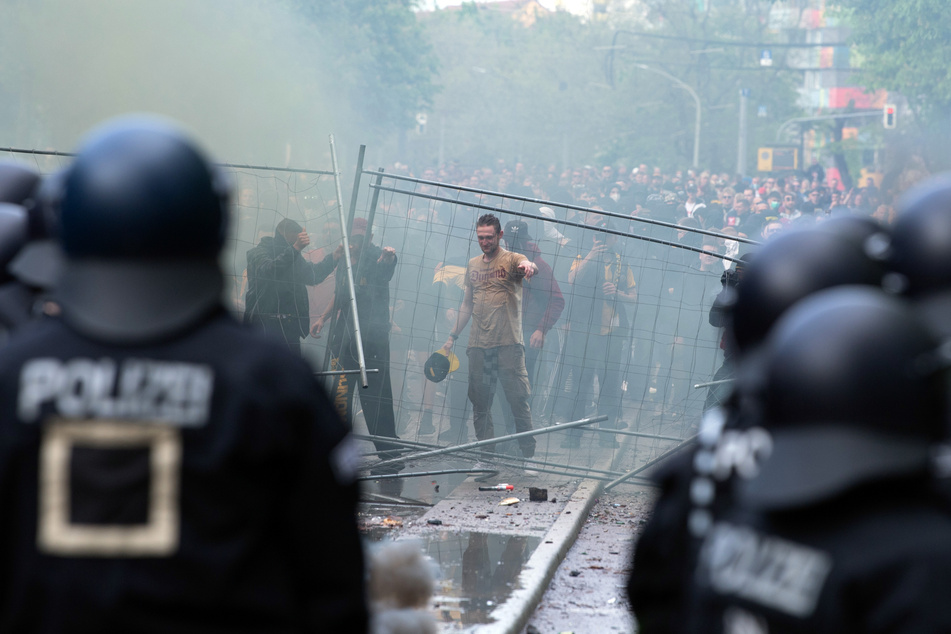 Dresden: Kripo Live: Fahndung nach Dynamo-Ausschreitungen wird nicht die letzte sein
