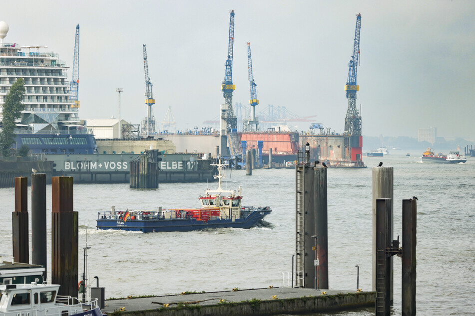 Der Hamburger Hafen würde von einem großen LNG-Terminal wohl zu stark beeinträchtigt werden.