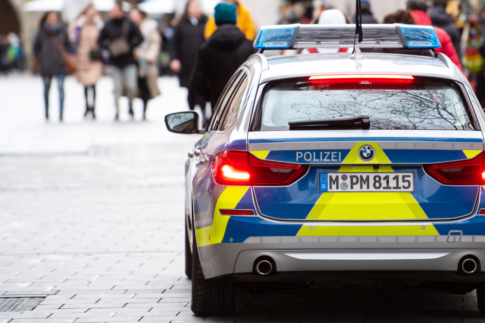 München: Hunderttausende Euro erbeutet! Täter brechen in zwei Wohnungen ein, Polizei sucht dringend Zeugen