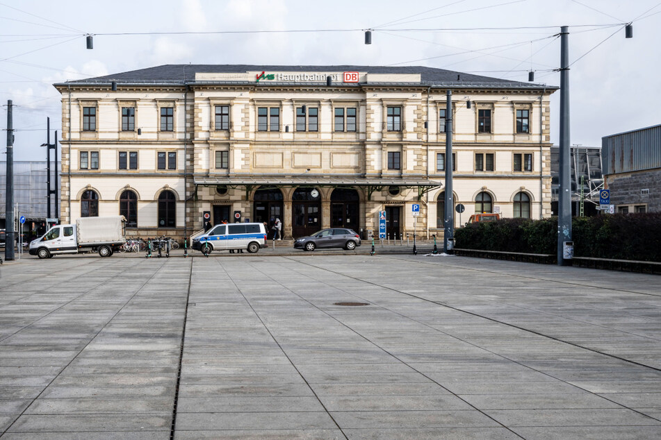 Einsatz im Chemnitzer Hauptbahnhof: Ein Mann (24) griff Polizisten an. (Archivbild)