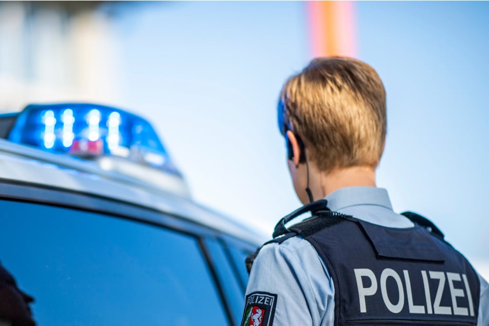 Die Polizei schrieb wegen des Vorfalls eine Anzeige gegen die 23-jährige BMW-Fahrerin. (Symbolbild)