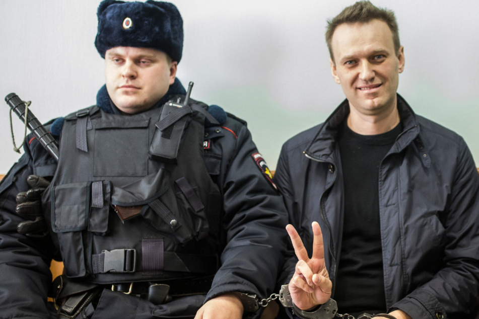 Putin-Kritiker Nawalny darf nun doch zur Behandlung nach Deutschland