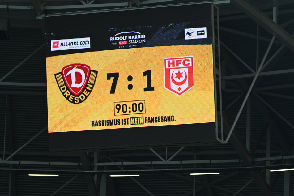 7:1 gewann Dynamo am 4. Februar daheim gegen Halle. Es war der höchste Sieg seit der Wende.
