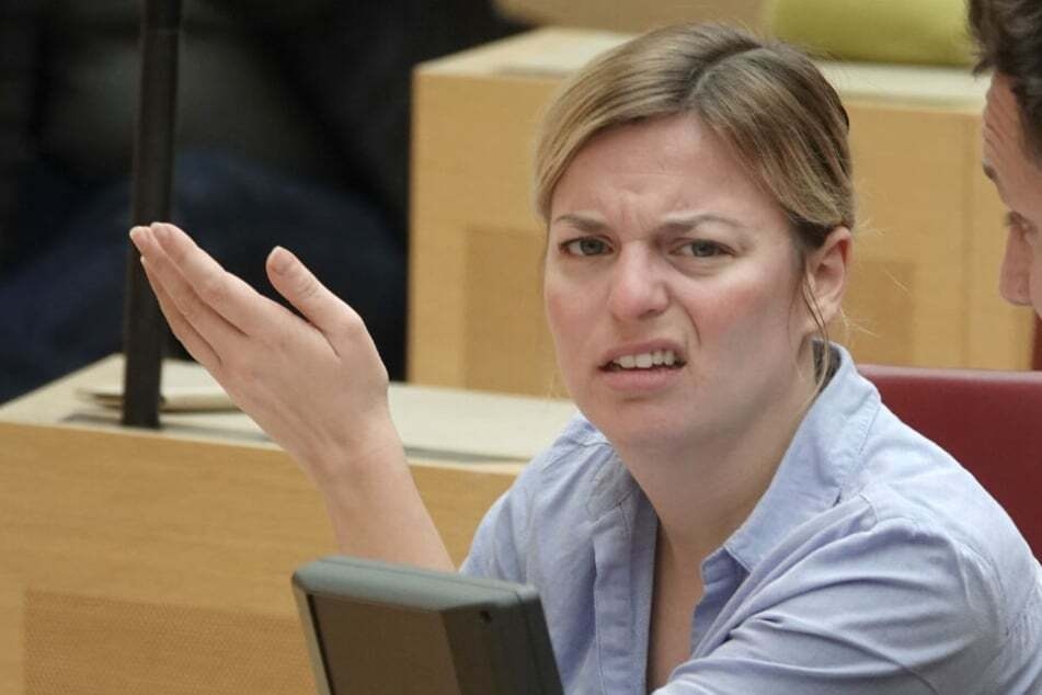 Zukunfts-Konzept für Bayern? Für Grünen-Fraktionschefin Katharina Schulze (38) liefern CSU und FW da keine Ideen.