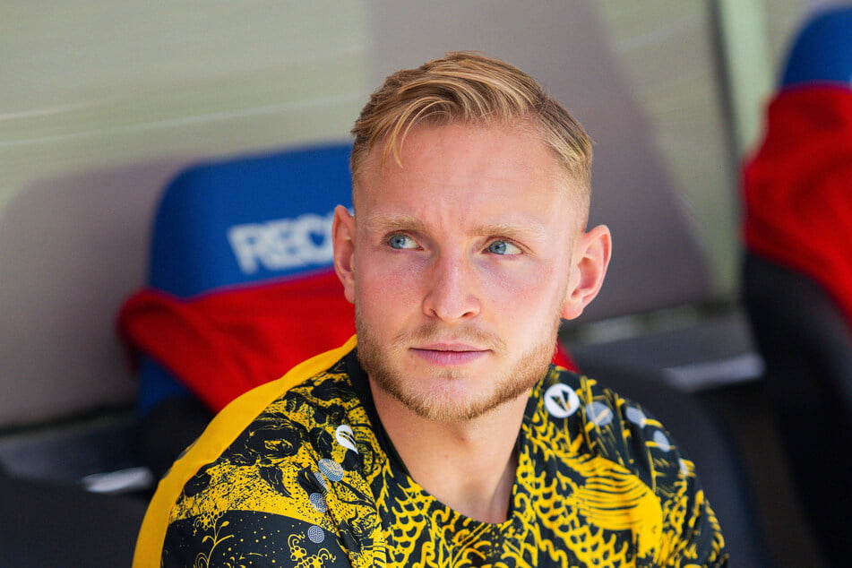 Tony Menzel (20) lernt die Negativseiten des Sports kennen.