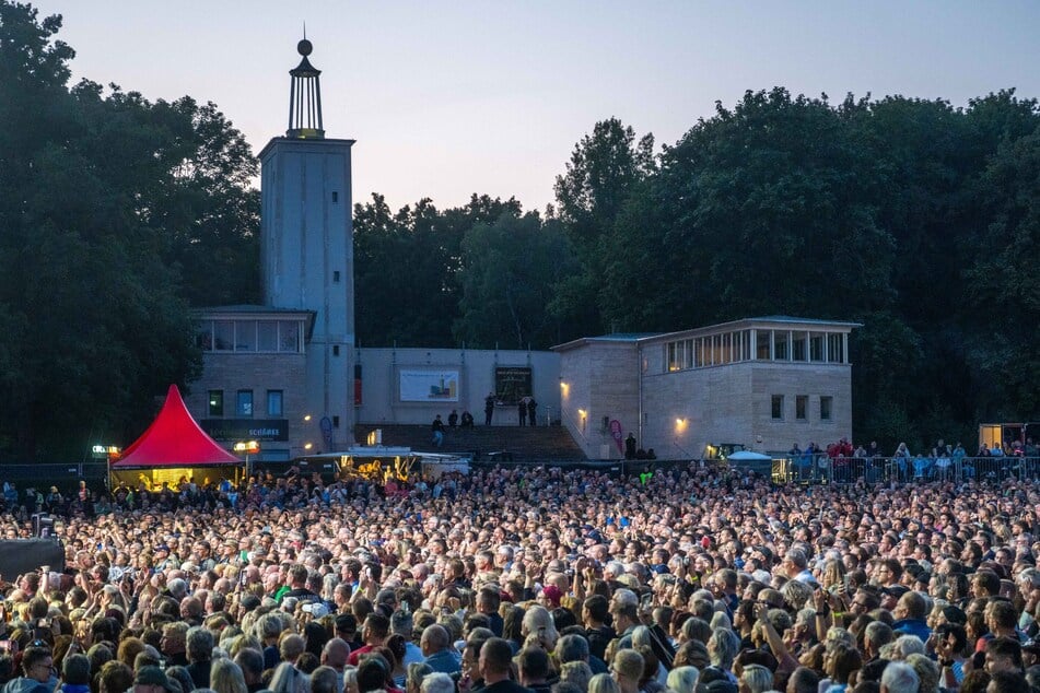 15.000 Besucher haben im August das Konzert von Rocklegende Bryan Adams erlebt.