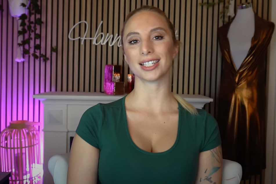 Pornodarstellerin Hanna Secret (27) hat in ihrem neuen YouTube-Video über verschiedene Penisformen gesprochen.