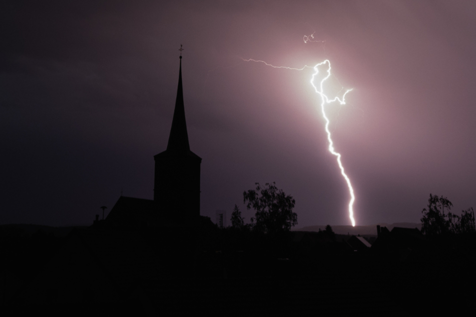 Gewitter, Hagel, Sturmböen: Unwetter in Deutschland geht heute weiter