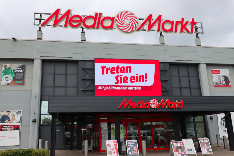 MediaMarkt Bremerhaven Schiffdorf-Spaden - Neufelder Weg 3.