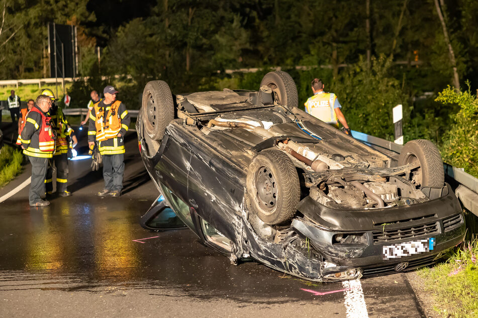 Bei einem heftigen Verkehrsunfall auf einem Verbindungsstück zwischen der B43a und der A66 am Hanauer Kreuz kam für einen 42-jährigen Mann jede Hilfe zu spät.