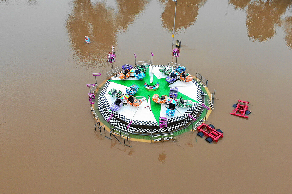 Das geplante Volksfest in Höchstadt ist durch das Hochwasser wortwörtlich ins Wasser gefallen.