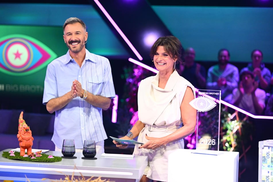 Marlene Lufen (55) und Jochen Schropp (47) nahmen die Dubai-Auswanderer in Empfang.