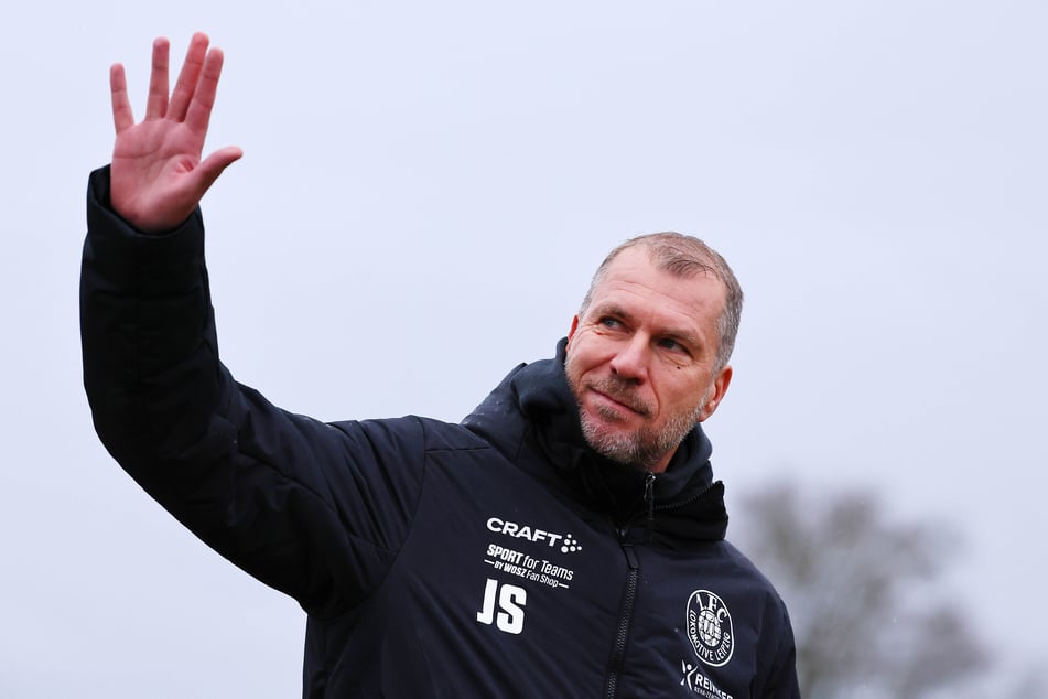 Konnte nach dem 0:3 in Chemnitz wieder durchatmen: Lok-Trainer Jochen Seitz.