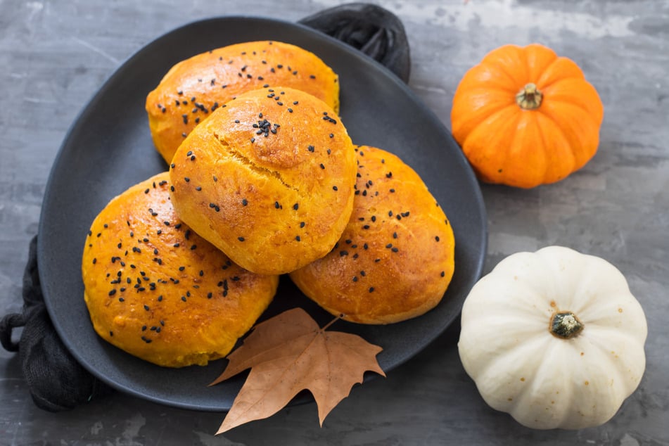 Dieses Kürbisbrötchen-Rezept macht den Herbst perfekt
