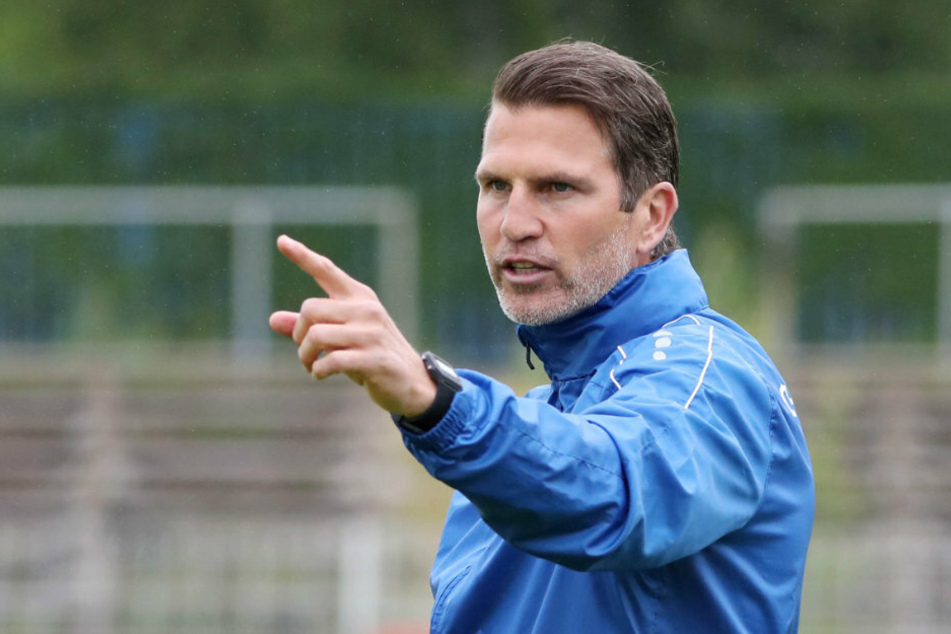 Es geht wieder los! Trainer Patrick Glöckner bereitet sich mit seinem Jungs ab Montag auf das Spiel gegen Jena vor.