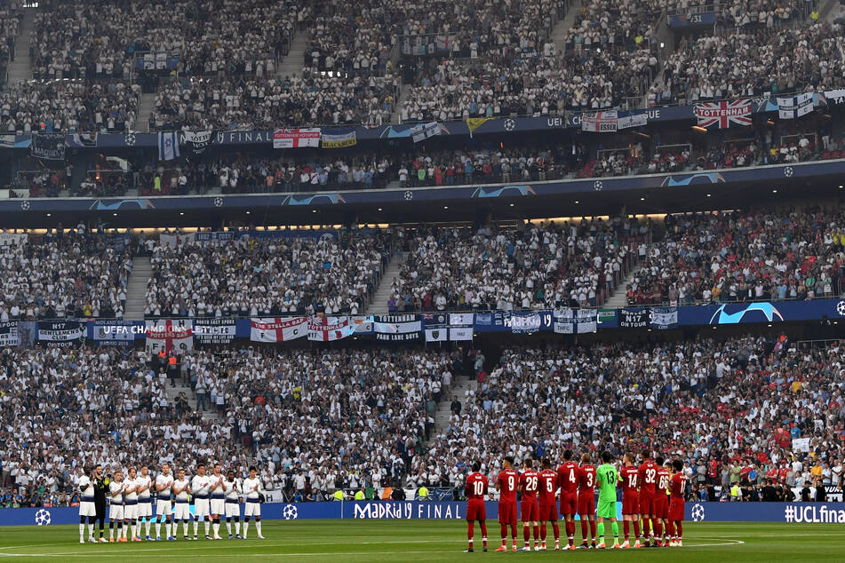 In ganz Europa gab es Schweigeminuten für Reyes - wie hier beim Champions-League-Finale zwischen Tottenham gegen Liverpool. (Archivbild)
