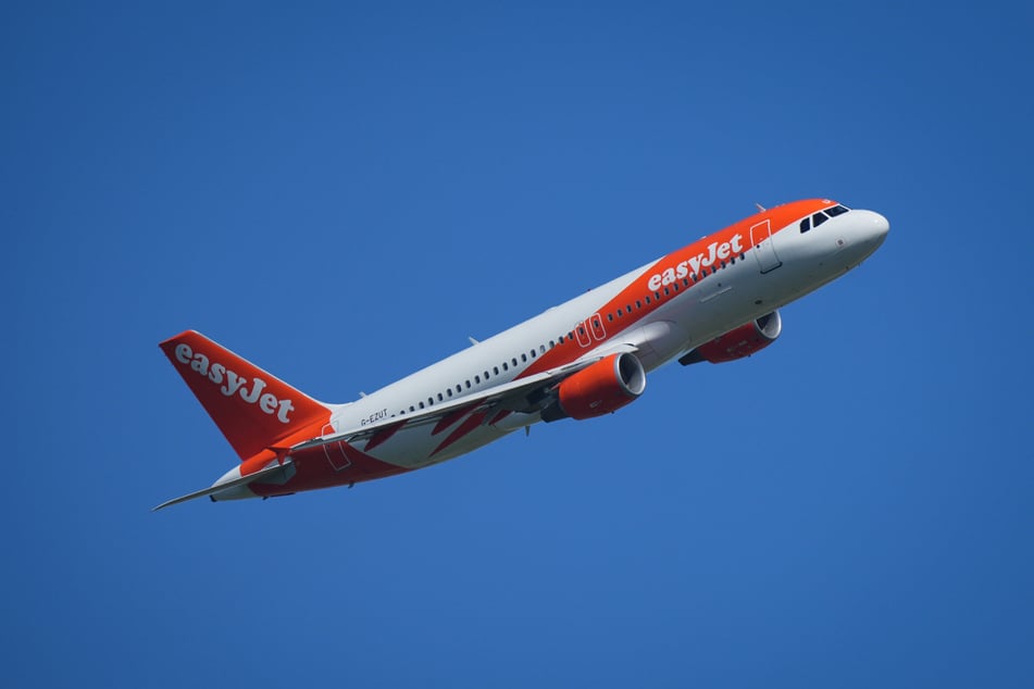 Chaos über den Wolken: Schlägerei zwingt Easyjet-Flug zur Umkehr nach Teneriffa