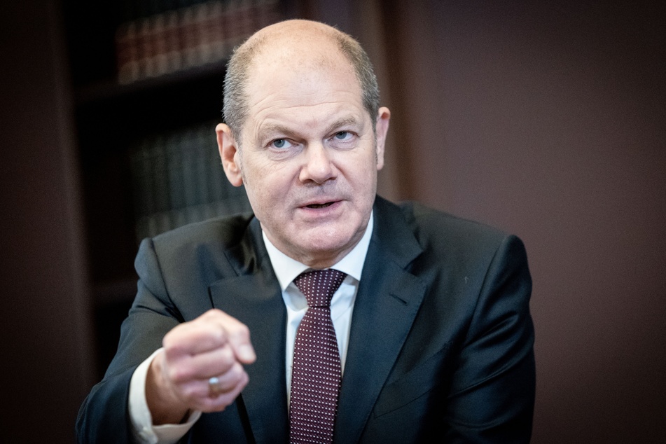 Laut Olaf Scholz (SPD) werden die Corona-Hilfen rundum verbessert.