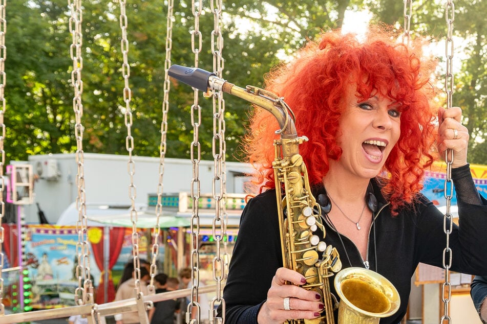 Dresden: Die Saxofonistin von der Kaisermania: Für Dresden ist Tina Tandler Feuer und Flamme