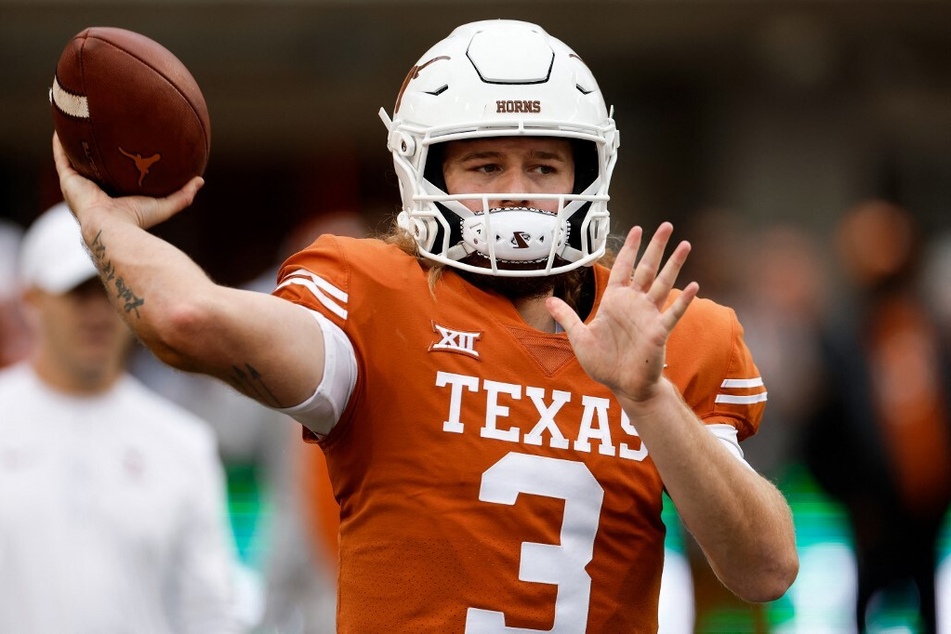 College football fans cleverly used Texas football's recent twitter post applauding Quinn Ewers to tease him.
