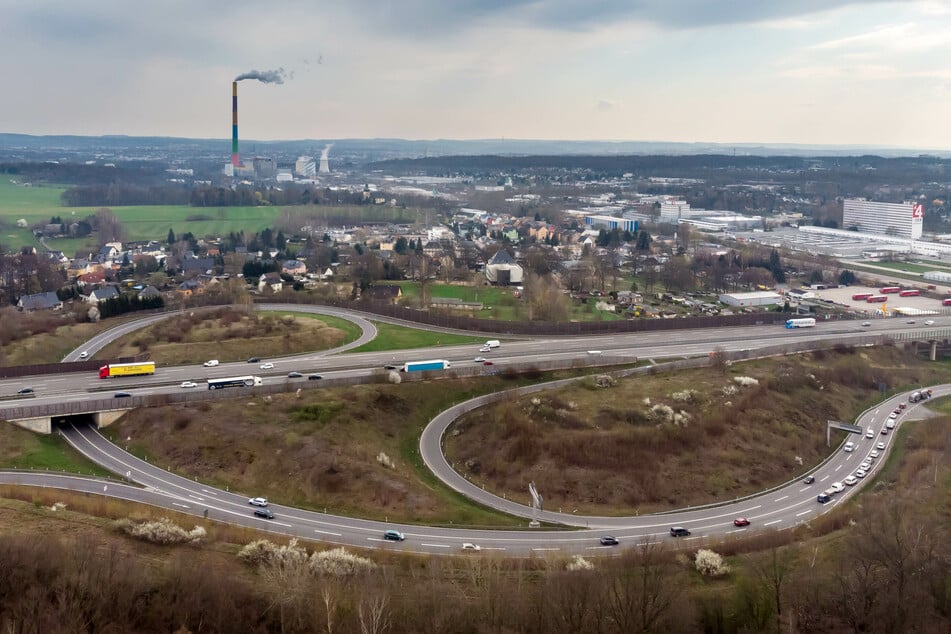 Die A4 wird am Samstagabend zwischen den Anschlussstellen "Chemnitz-Glösa" (im Bild) und "Chemnitz-Ost" kurzzeitig gesperrt.