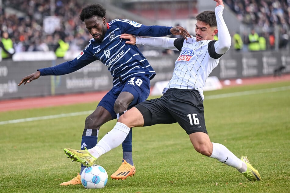 Das war gar nichts: Der HSV zeigte in der ersten Halbzeit gegen den SSV Ulm eine ganz schwache Leistung und ging mit einem hochverdienten Rückstand in die Pause.