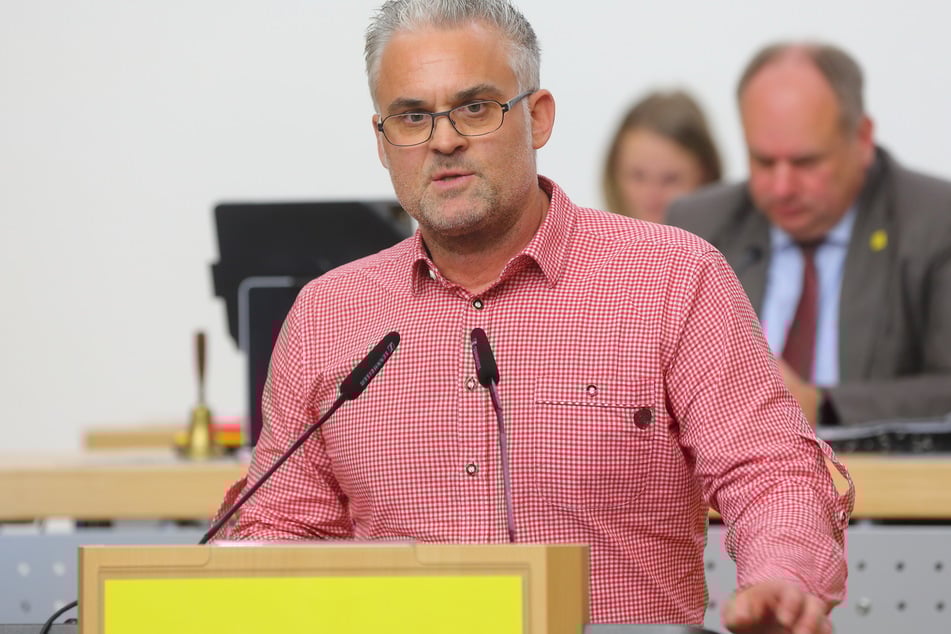 Erfolglos appellierte Klimaaktivist Thomas Jürgens (52) von DresdenZero an die Stadträte.