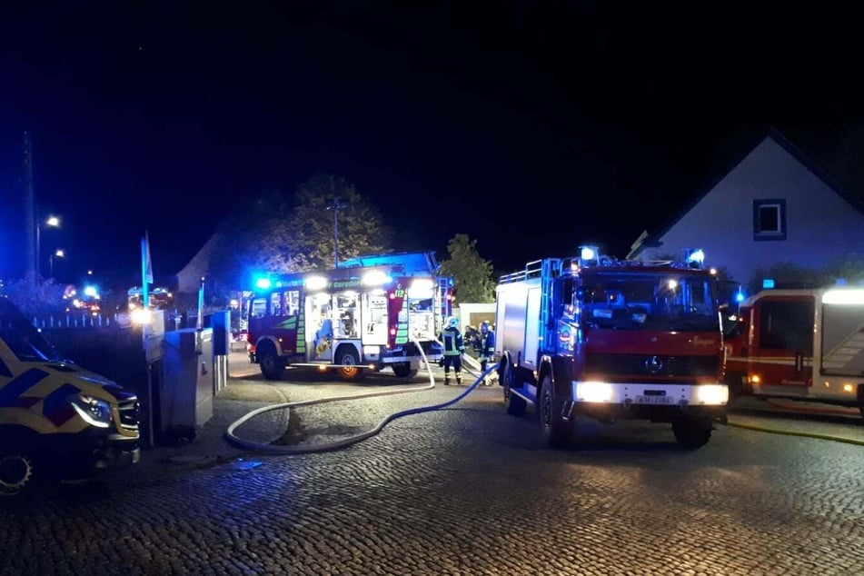 Mehrere Löschzüge waren am Samstagabend in Häslich im Einsatz.