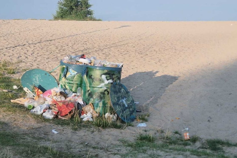 Die für die Bewirtschaftung zuständigen Unternehmen tun ihr Bestes, um ein angenehmes Ambiente zu schaffen, können den Müll jedoch auch nicht immer sofort beseitigen.
