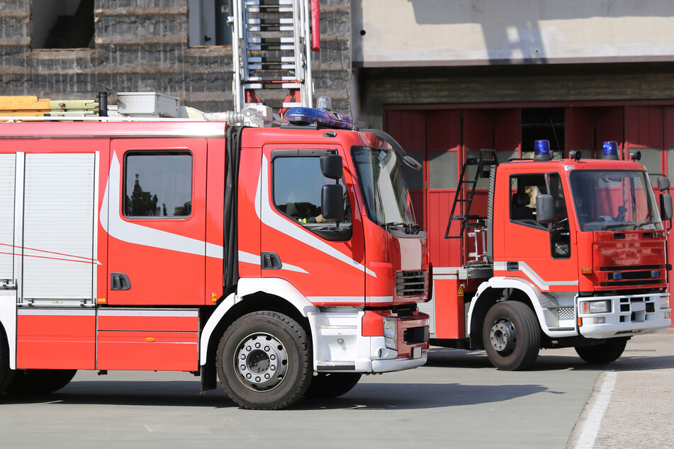Leipzig: Heizgerät geht in Flammen auf: Zwei Verletzte bei Badezimmer-Brand