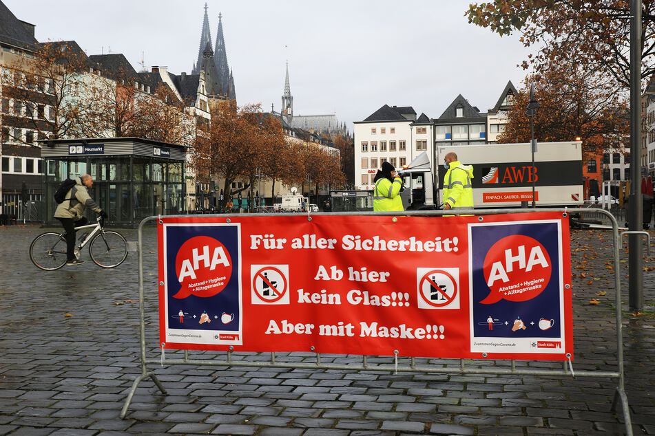Der Heumarkt am 11. 11. 2020 in Köln: Wegen der Corona-Pandemie bliebt er leer.