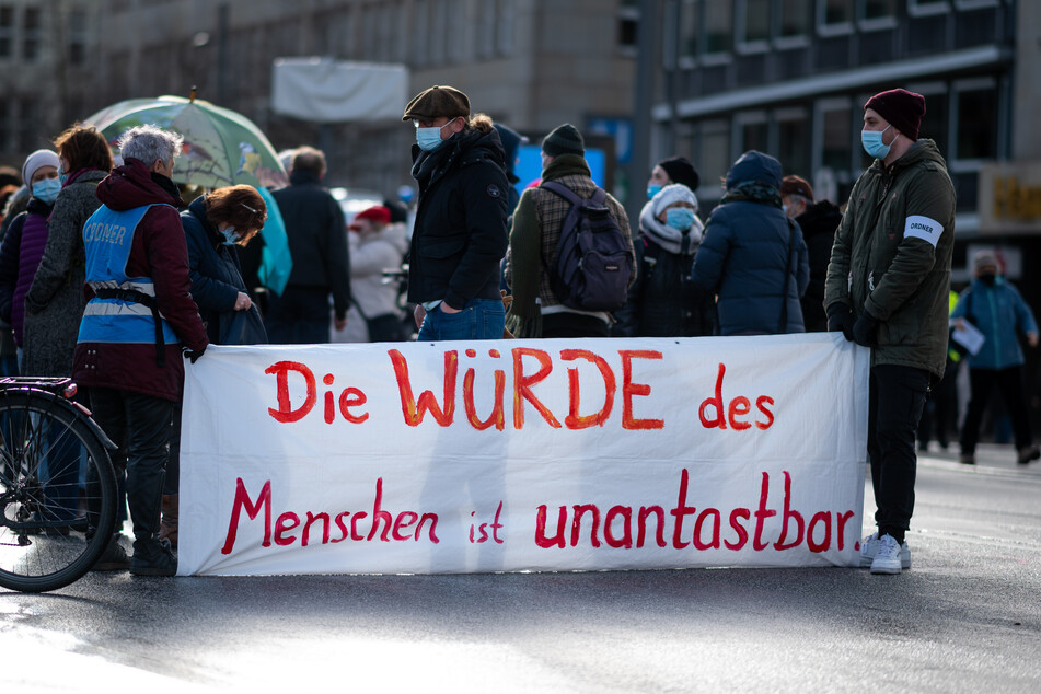 Auch in Hamburg gehen immer wieder Gegner der Corona-Politik auf die Straße. (Archivbild)