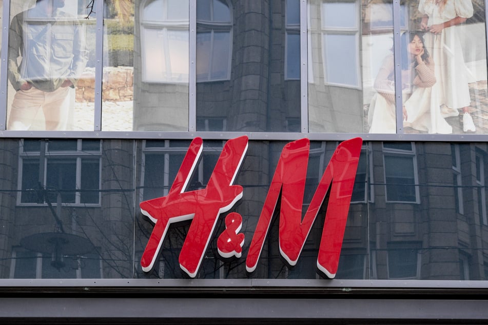 In Zukunft werden bei H&amp;M nur noch synthetische oder recycelte Daunen benutzt.