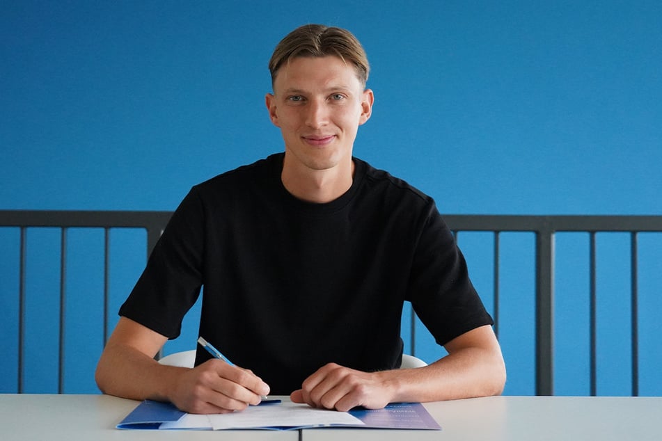 Innenverteidiger Felix Müller (28) ist wieder ein Himmelblauer.