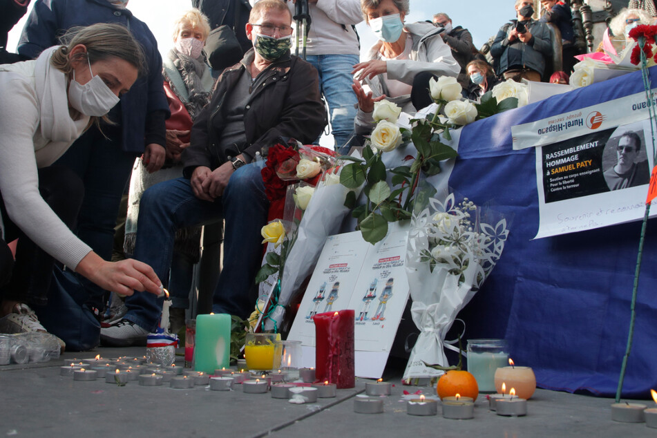 Paris am vergangenen Sonntag: Zahlreiche Menschen demonstrieren nach der Ermordung von Samuel Paty.