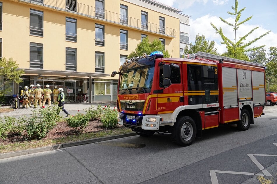 Die Feuerwehr brachte den Brand schnell unter Kontrolle. Personen kamen nicht zu Schaden.