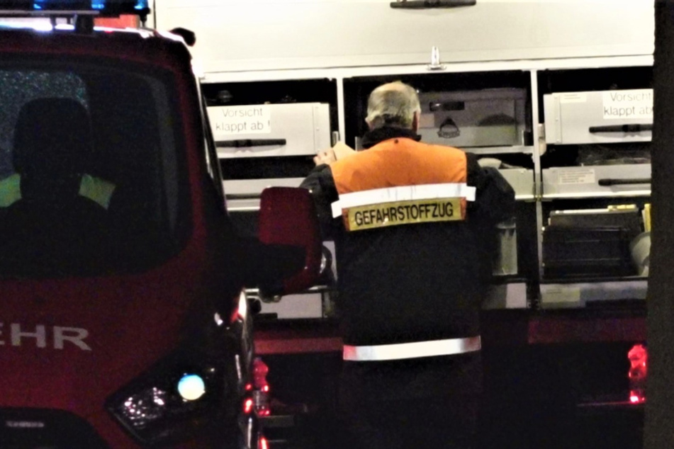 Auch Gefahrenstoffexperten wurden angefordert.