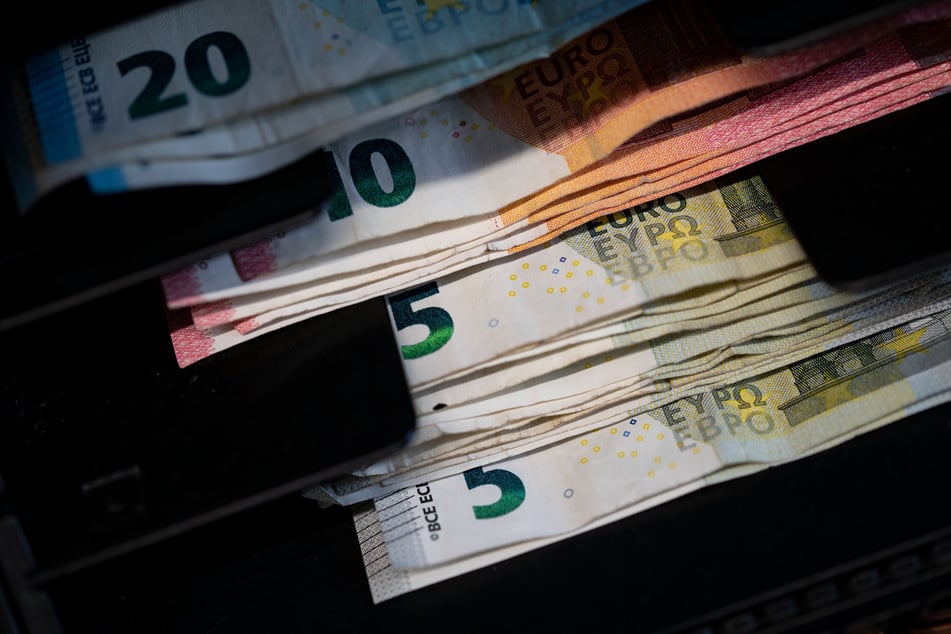 Reicht das Geld nicht mehr? NRW befürchtet 2023 große Lücken im Haushalt