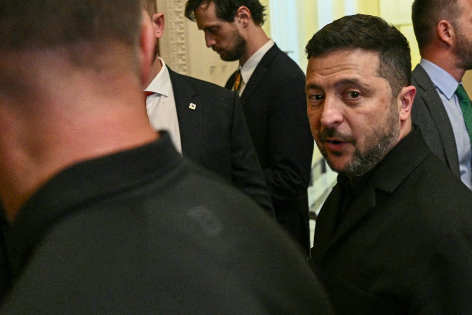 Ukrainian President Volodymyr Zelensky (r) paid a visit to DC on Tuesday and spoke to senators ahead of a vote on the Russian sanctions bill.