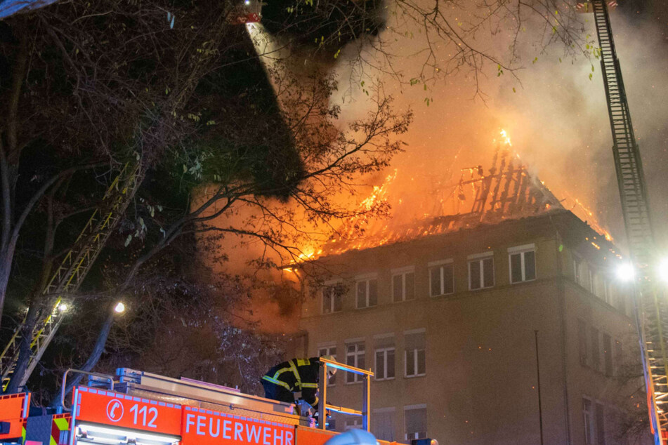 Nach Großbrand in Köln-Ehrenfeld: Kein Unterricht für Hunderte Schüler
