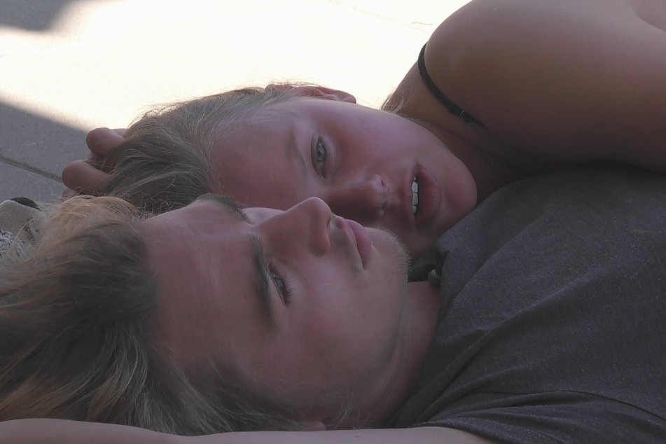 Ist es Liebe zwischen Rebecca und Tim (beide 21)?