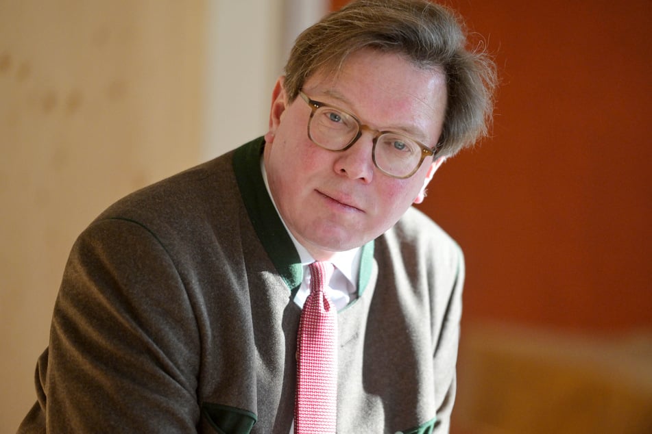 Forstminister Georg-Ludwig von Breitenbuch (54, CDU) stellte am Mittwoch den Waldzustandsbericht 2025 vor.