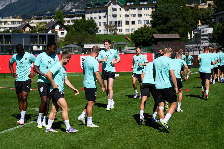 Auch die Nationalmannschaft Österreichs schätzt das "Dilly – Das Nationalpark Resort". Dynamo aber trainiert auf einem anderen Platz.