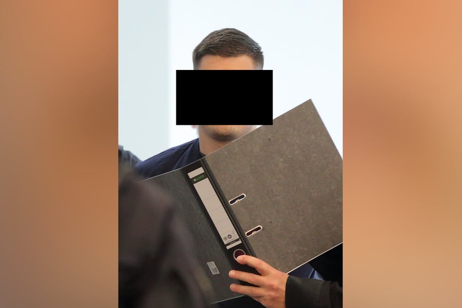 Auch Tobias E. (32) muss sich wegen versuchten Mordes verantworten.