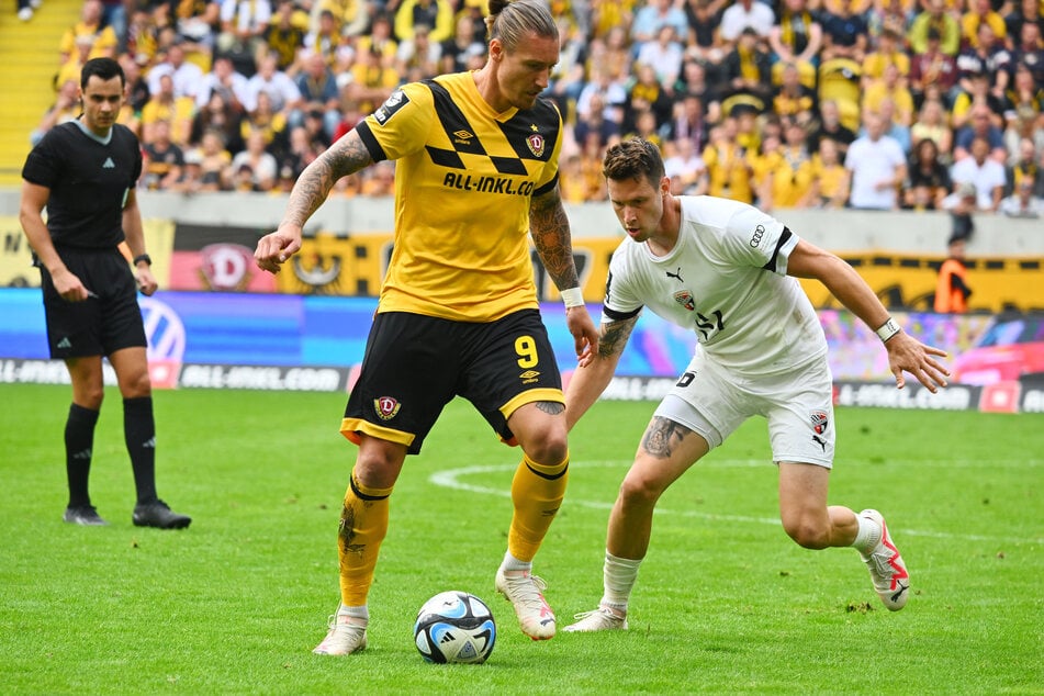 Ryan Malone (32, rechts) wird vom FC Ingolstadt zu Aue wechseln.