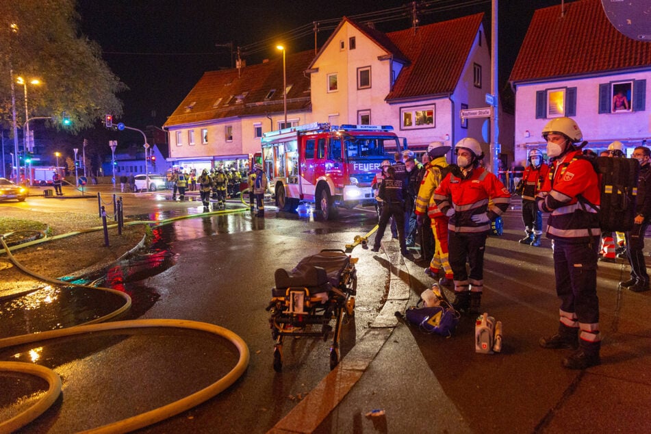 In der Nacht waren 90 Feuerwehrleute im Einsatz.