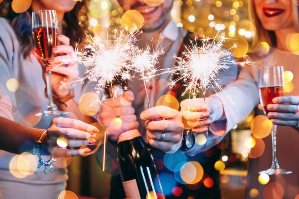Weil die Gäste nicht hörten, musste die Polizei am Samstagabend gleich zweimal eine Geburtstagsparty in Eisenach auflösen. (Symbolbild)