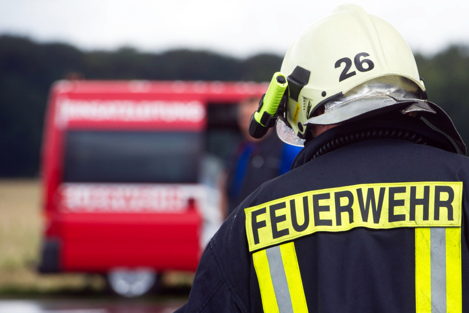 Feuer in Einfamilienhaus - und der einzige Bewohner verschläft es!