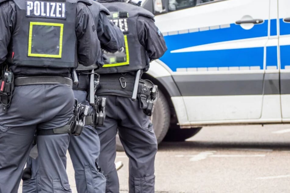 Im September 2024 führten Einsatzkräfte eine Großrazzia in sechs Bundesländern durch. (Symbolbild)