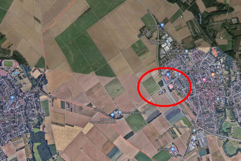 Der Unfall passierte an der Kreuzung der L3008 mit der Niederschbacher Straße.